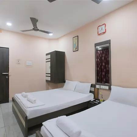 Prasana Residency Villa Tiruchirappalli Exterior photo