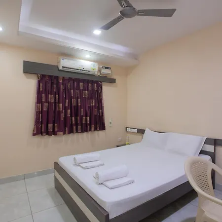 Prasana Residency Villa Tiruchirappalli Exterior photo
