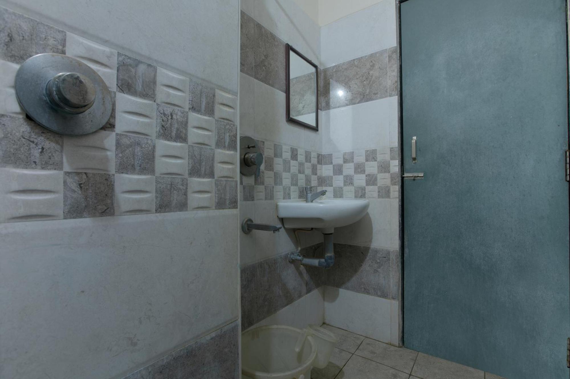 Lodge Prasana Residency Tiruchirappalli